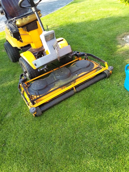 2 szuki Traktorek kosiarka  stiga park diesel zamiatarka  pług do śnie