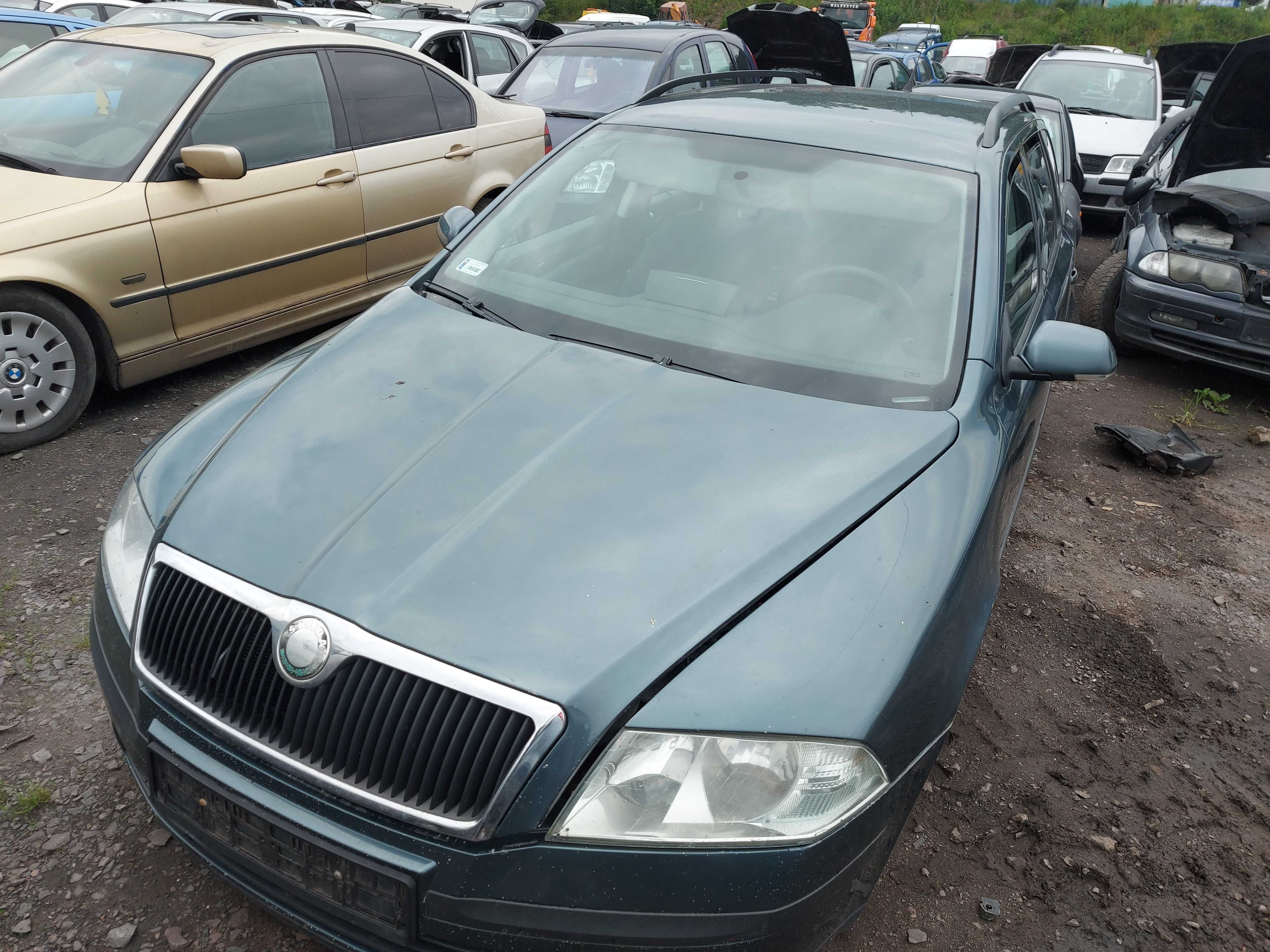 Skoda Octavia 2 II 9901 zderzak tylny kombi FV części/dostawa