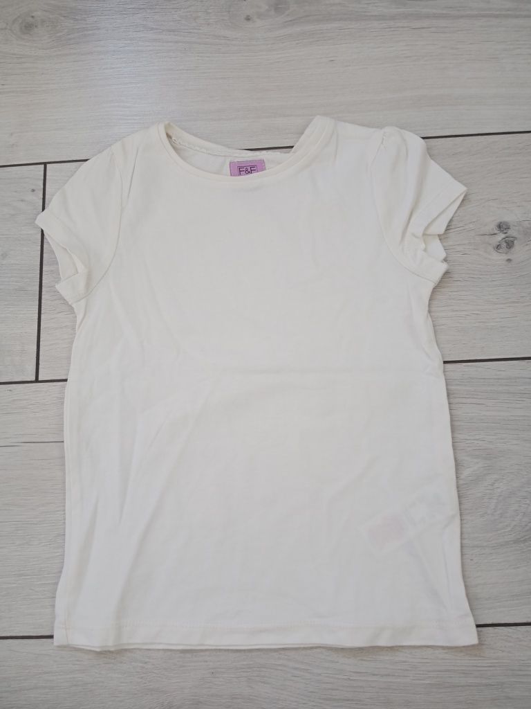 110 cm. T-shirt dla dziewczynki F&F