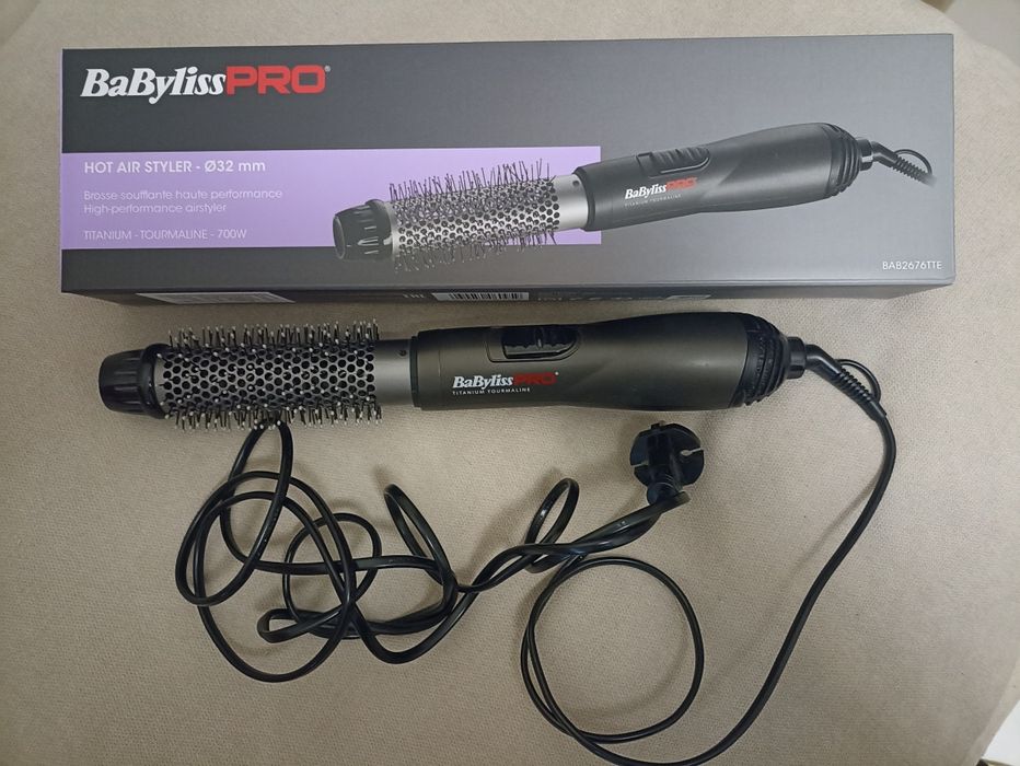 Фен-щітка Babyliss Pro BAB2676TTE