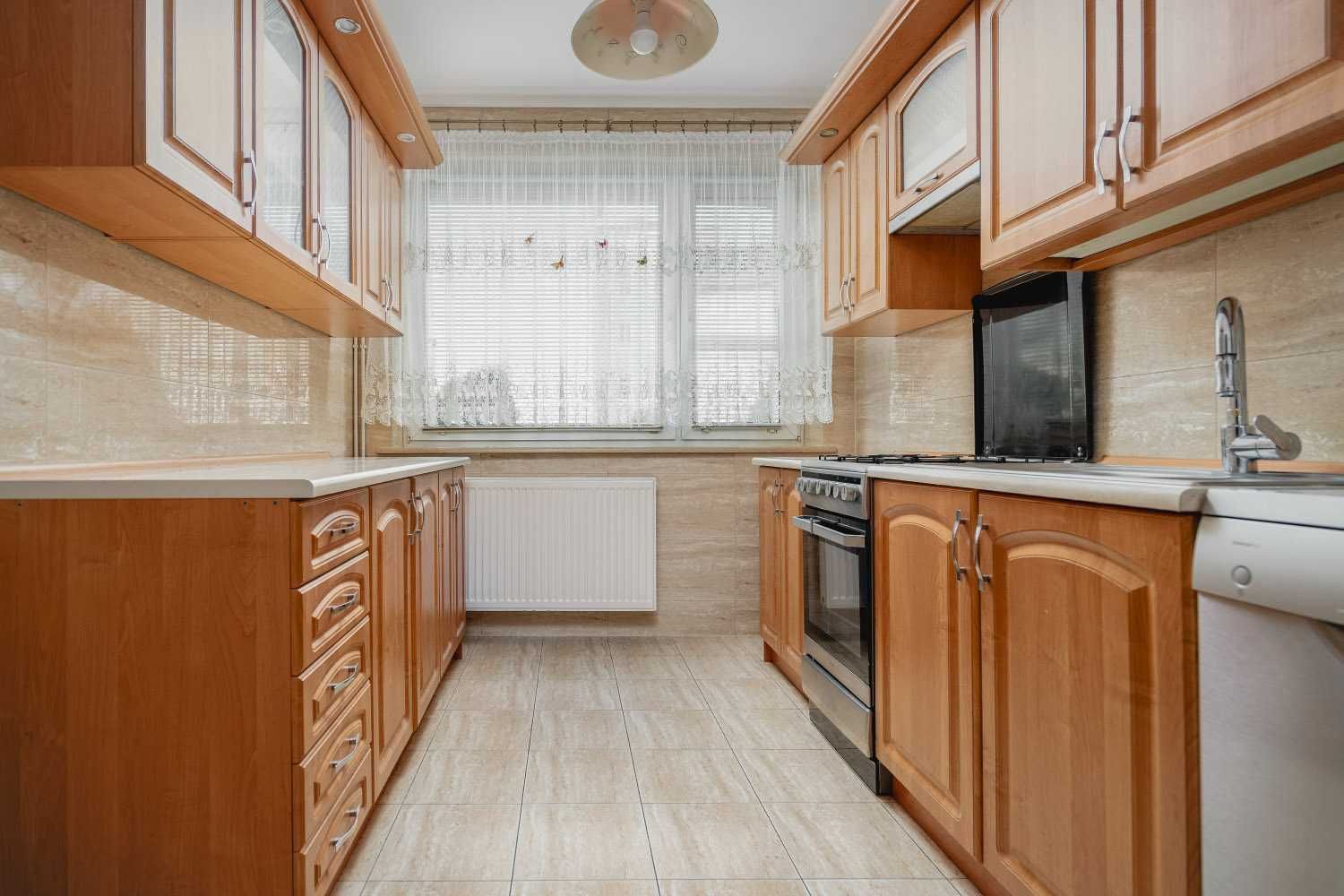 Dom w Centrum Stargardu 147m2 + 67m2 podpiwniczenia + garaż na 2 auta