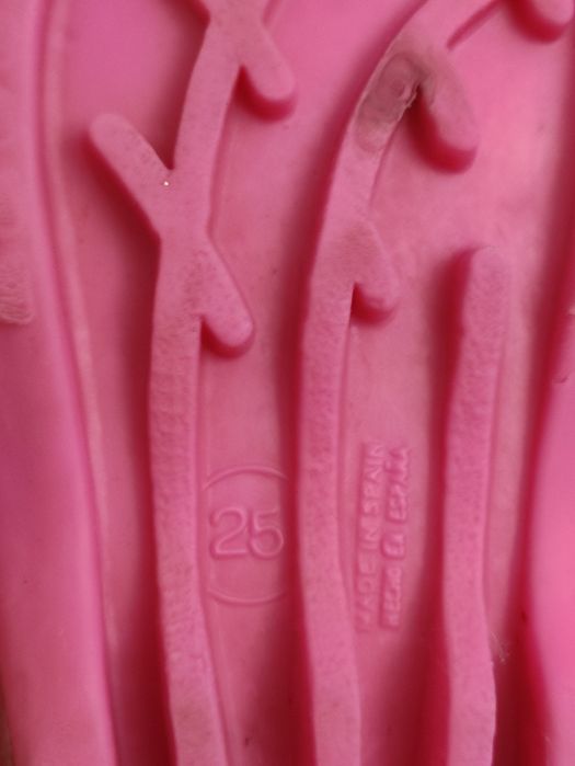 Sandália tipo Crocs da Chicco tamanho 25