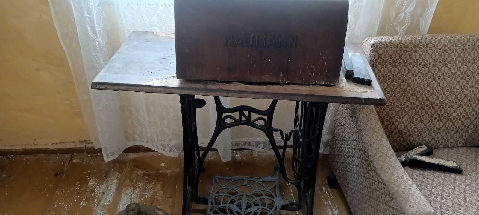 Maszyna do szycia Łucznik i Naumann