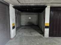 Vendo garagem em Box - cacem