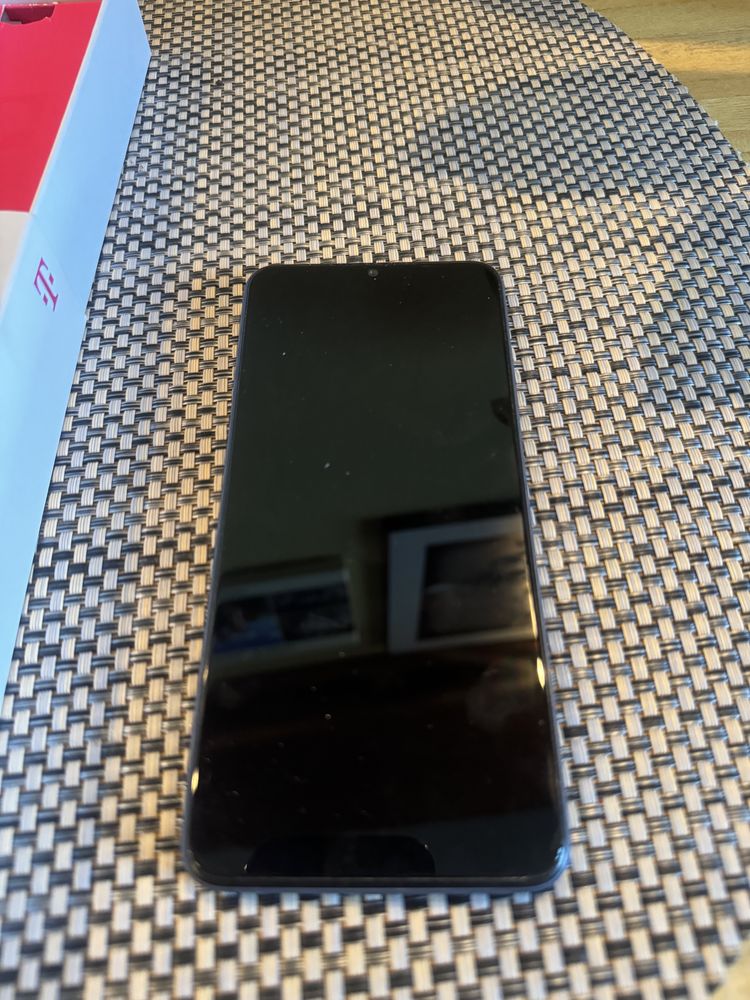 Telefon  T-MOBILE T Phone 4/64 GB