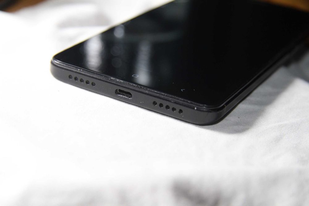 Xiaomi redmi note 4X 3/32 (новий екран і батарея)
