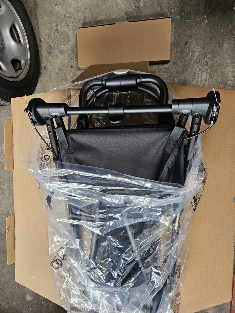 Spacerówka Cybex Avi