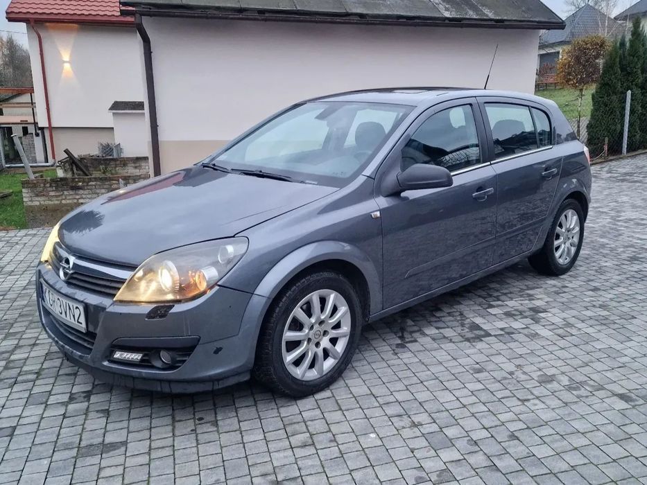 Opel Astra Opel Astra H 1.8 Benzyna Automat Panoramiczny dach Hatchback 5-drzwi