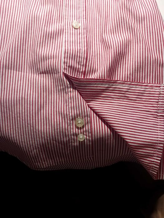 Camisa da sacoor vermelha às riscas perfeita