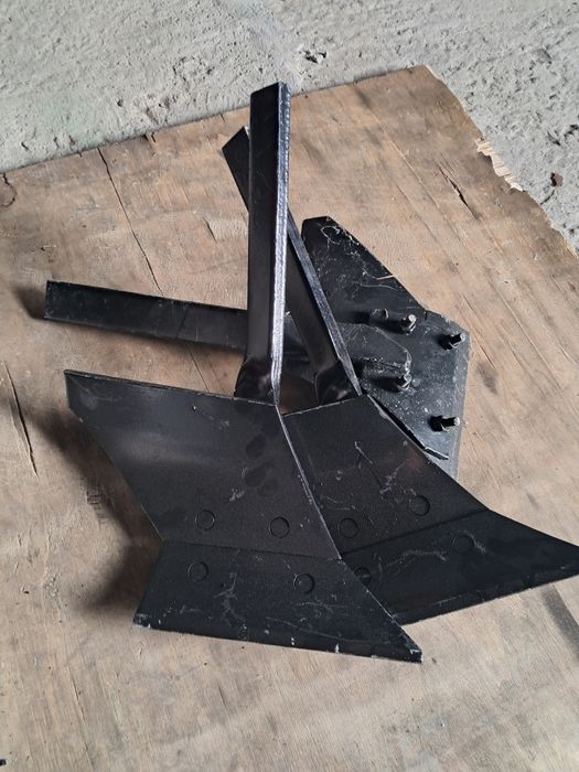 Предплужник плуга Бомет, передплужник на bomet wirax  навісні плуги