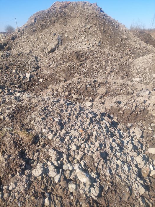 Матеріал на підсипку