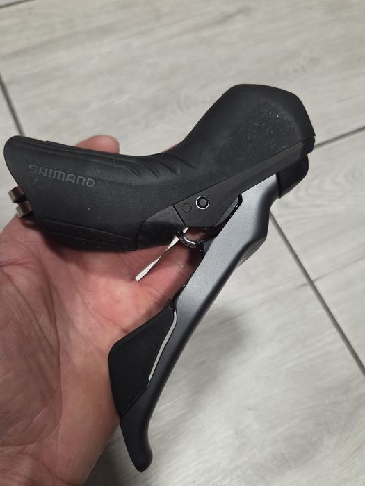Klamkomanetki hydrauliczne SHIMANO GRX ST-RX820