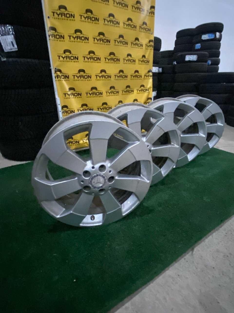 Титанові диски R18 5*112 8J ET56.5 DIA66 , як нові