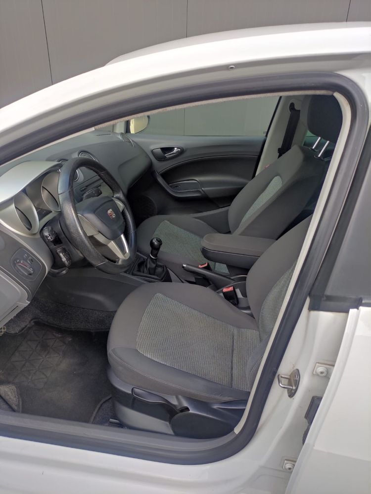 Seat Ibiza 1.4  143mil km