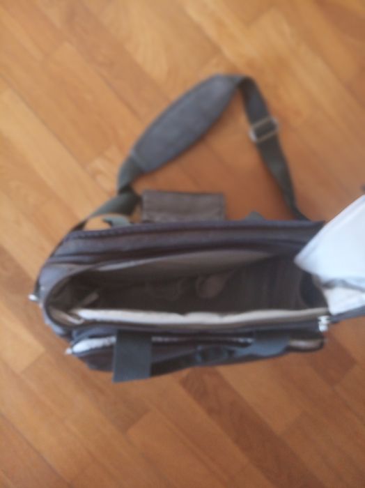 Necessaire marca Delsey excelente estado