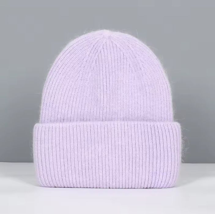 Шапки теплі жіночі розпродаж