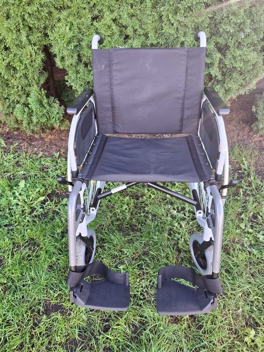 Wózek inwalidzki B+B S-ECO 300 125 kg 50 cm