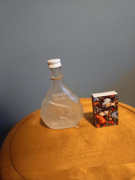 Szklaną kolekcjonerska buteleczka - Meukow Vanilla, 50,ml