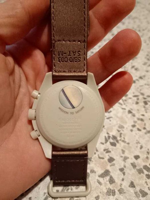 Omega x Swatch Saturn SO33T100 - Bioceramic Gold Ring Design