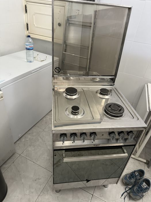 Fogao a gas botija 4 bicos sem grelha