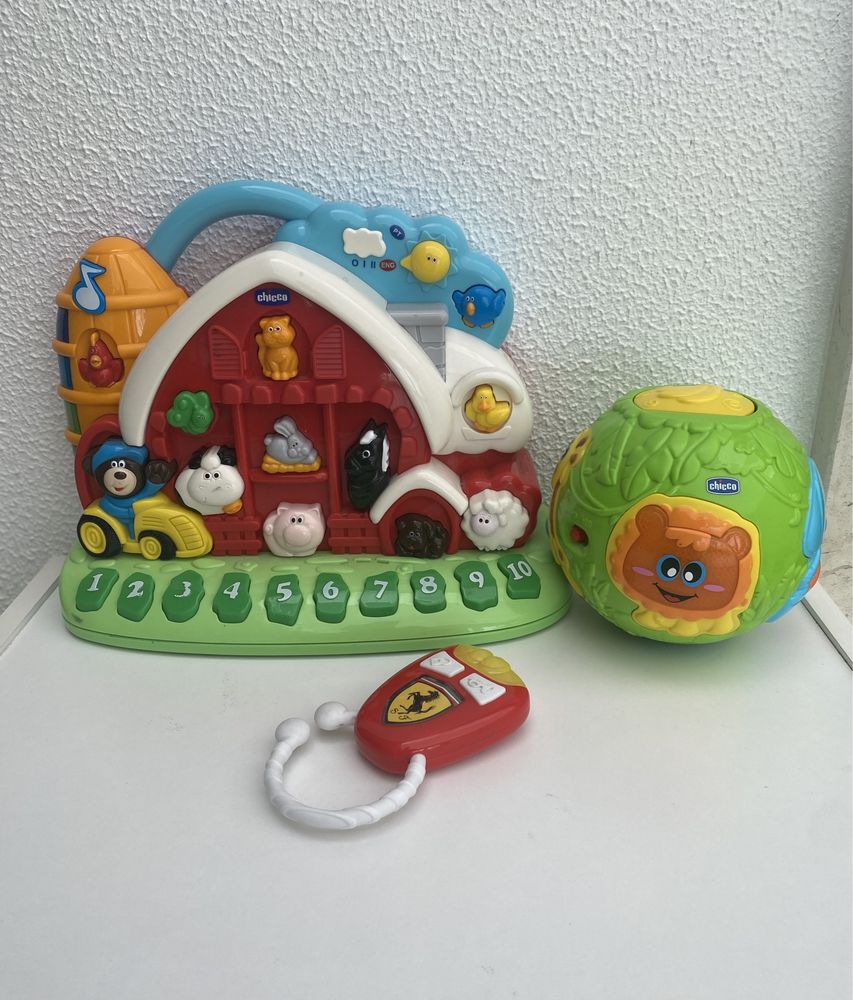 Brinquedos interativos bebé da Chicco quinta bilingue
