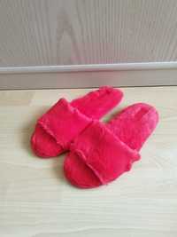 Капці домашні тапочки Pink Victoria's Secret р.42
Червоні