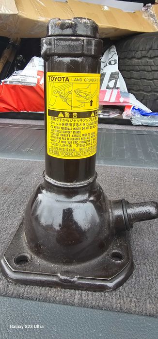 НОВИЙ! Домкрат тойота ленд крузер 200