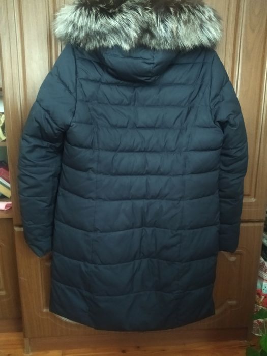 Жіночий зимовий плащ