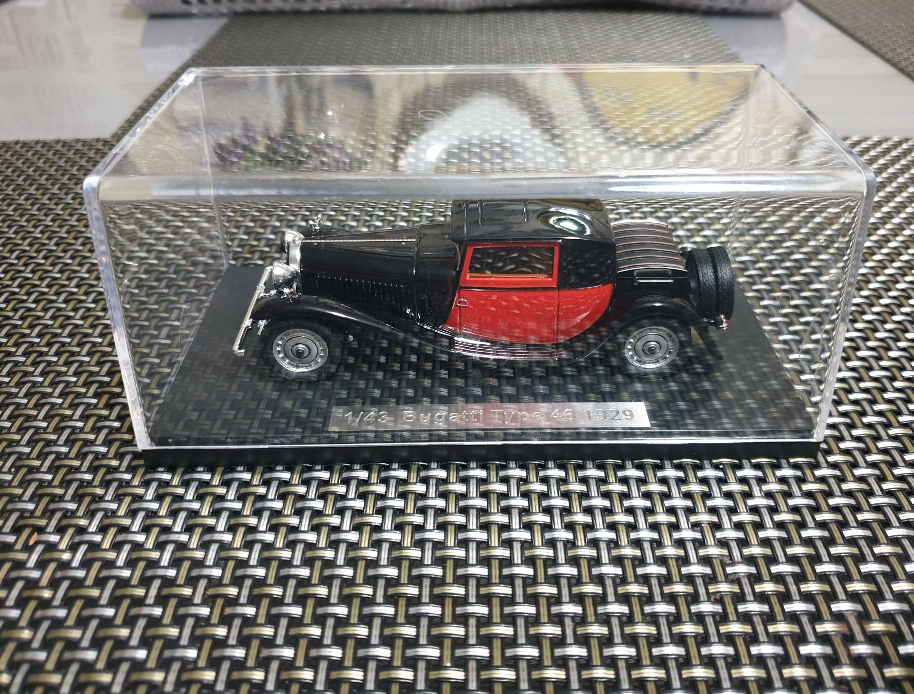 Модель Bugatti Type 46, 1929, Luxcar, 1/43