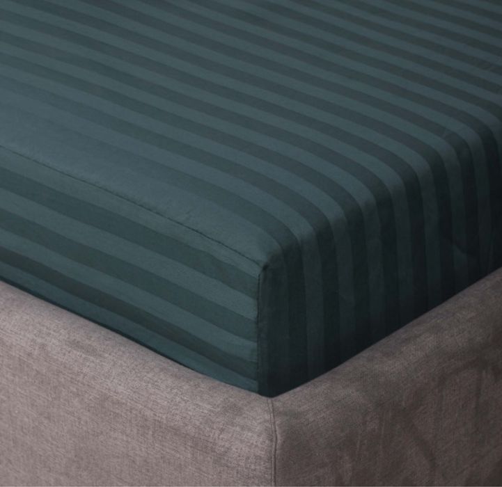 Простинь на резинці сатин Турция простынь на резинке постільна білизна