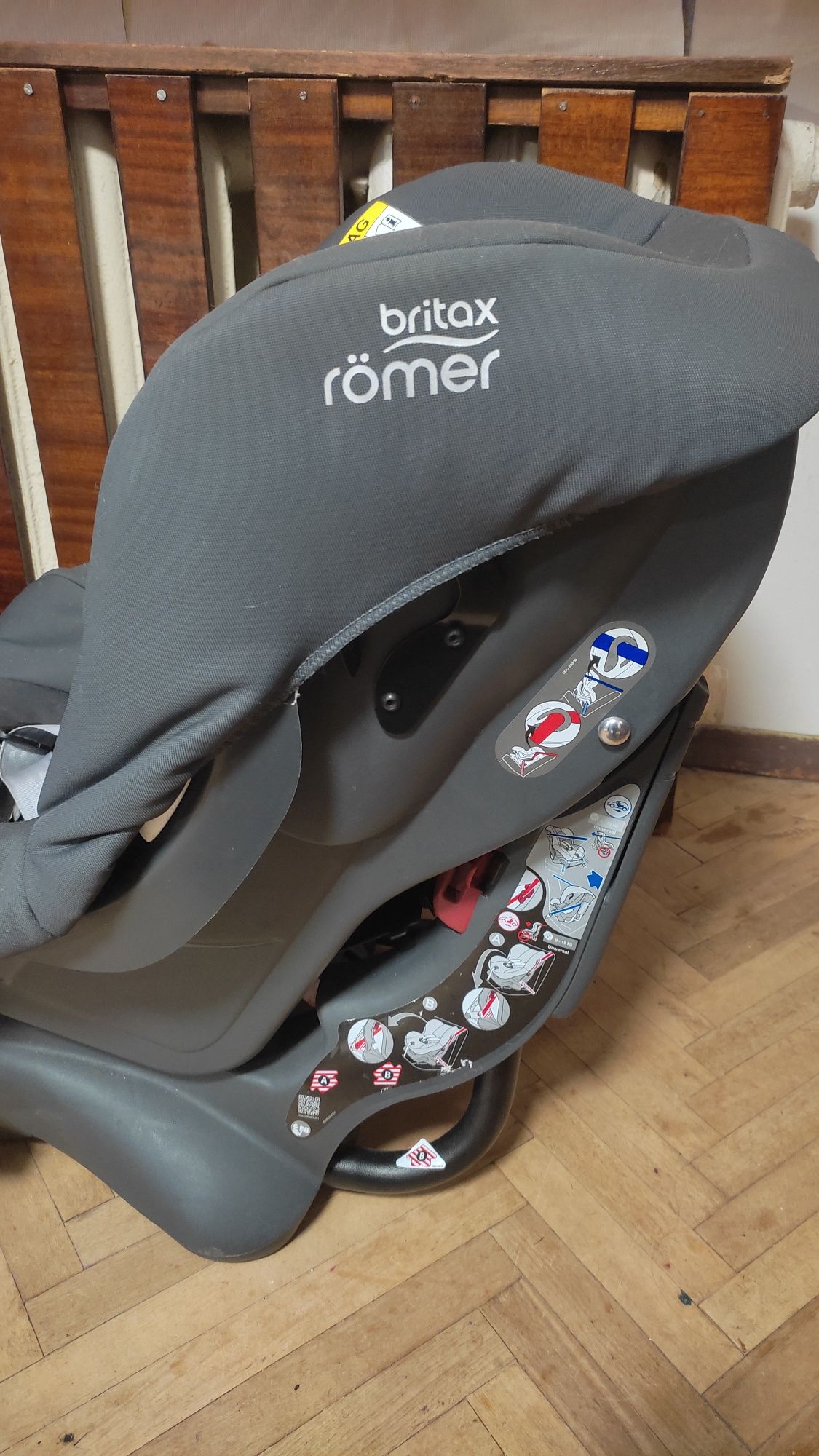 Автокрісло britax romer