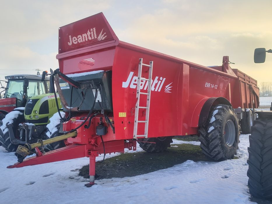 Rozrzutnik obornika Jeantil 12 T coutand rolland bonneau trichetjoski