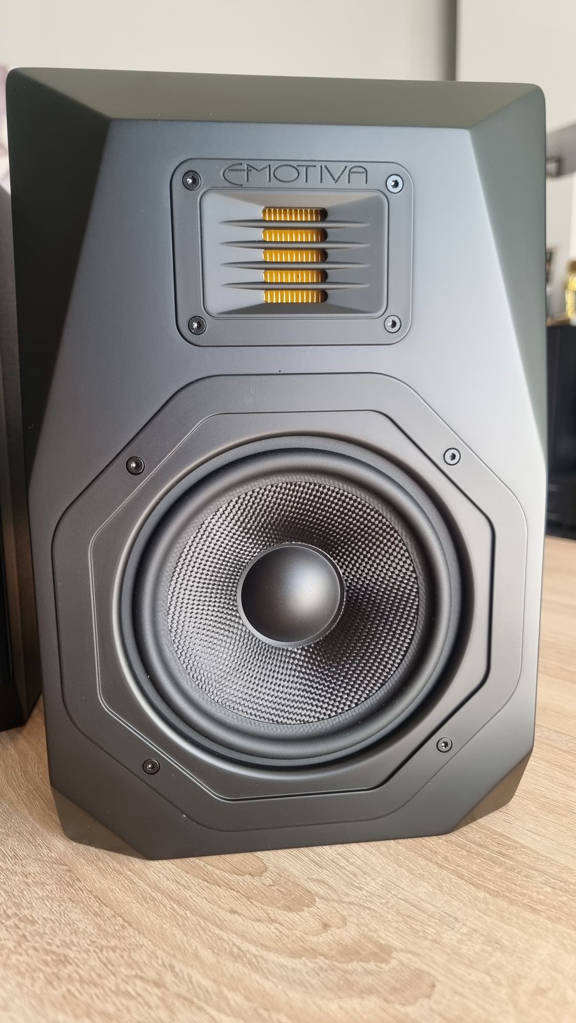 Emotiva Airmotiv B2+ kolumny, monitory, jak nowe, Gwarancja.