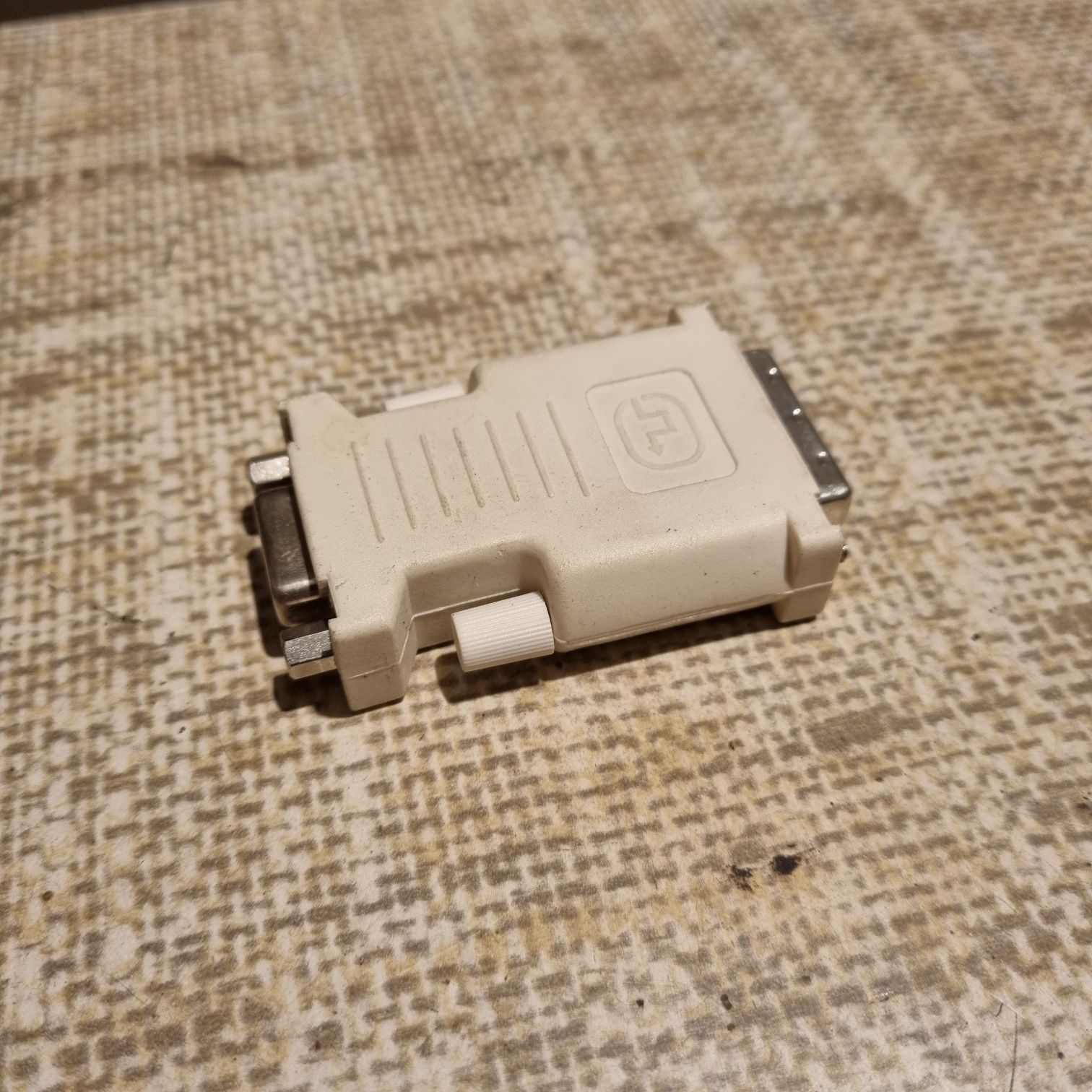 Adapter DVI na VGA przejściówka (21 sztuki)