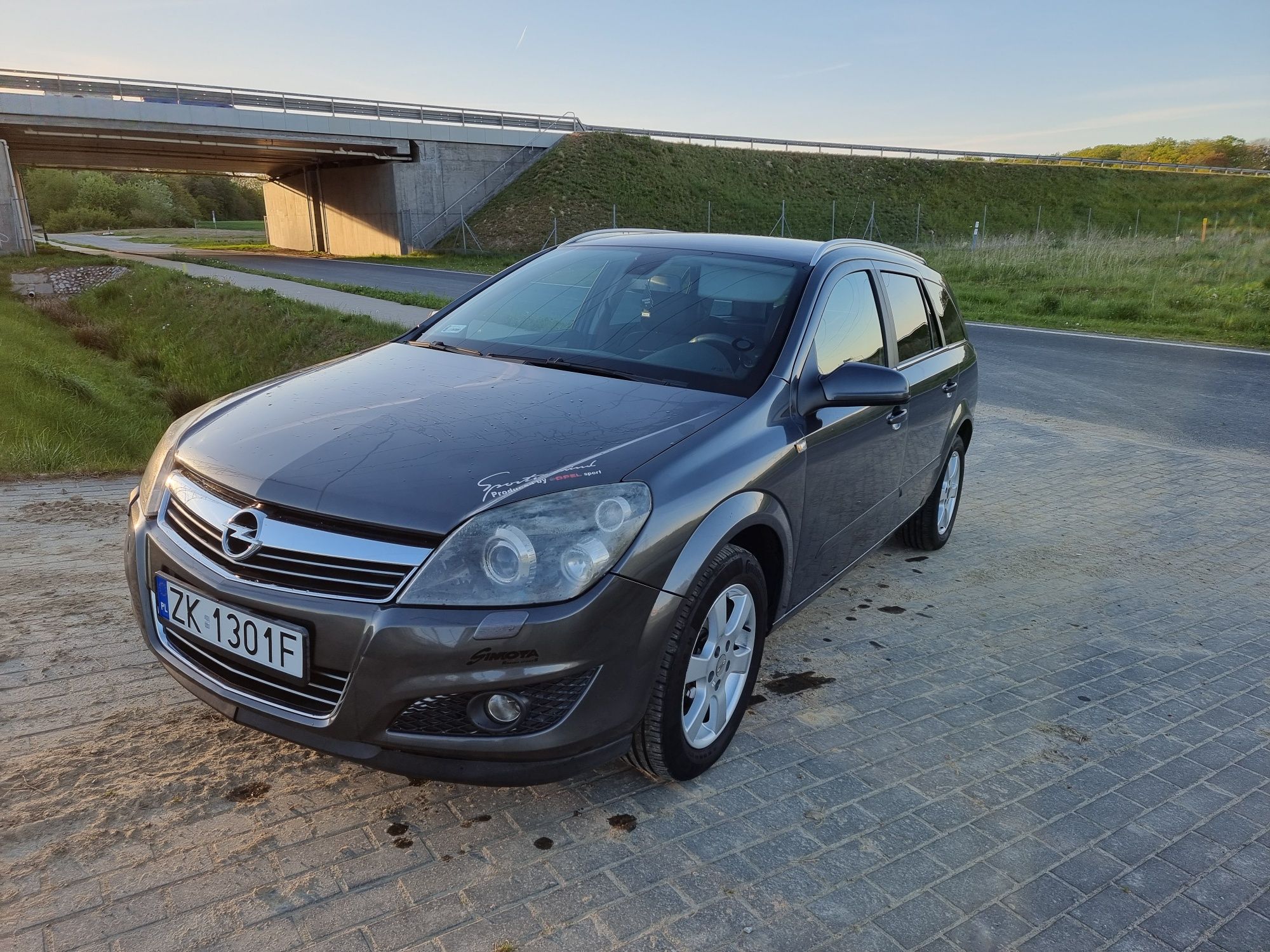 Opel Astra H 1.6b 116km 2008r