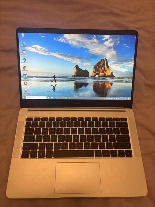 Huawei matebook d14