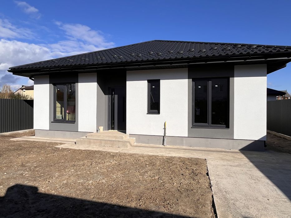 Одноповерховий будинок 100 кв.м, ділянка 5 соток, с.Шевченкове