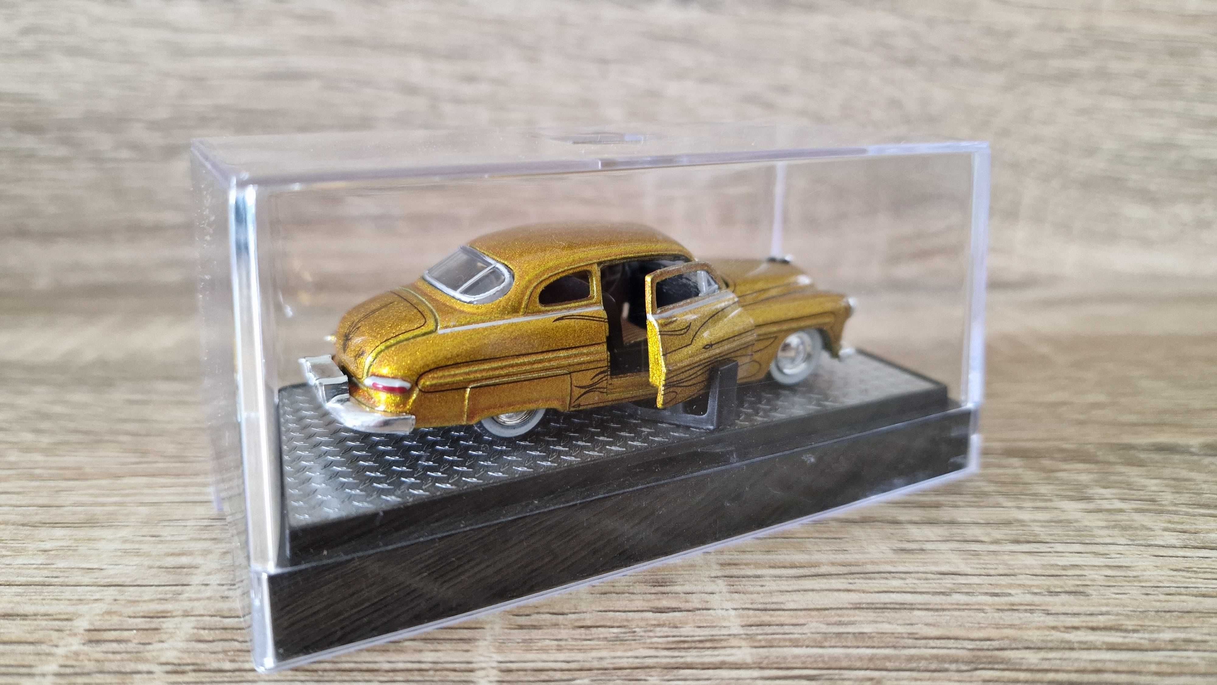Mercury Custom «1949« 1:64