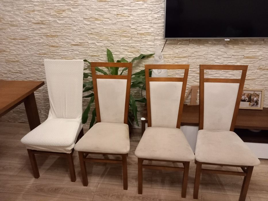 Stół drewniany + 4 krzesła