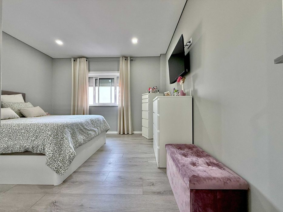 Apartamento T3 Remodelado em Ferreiros