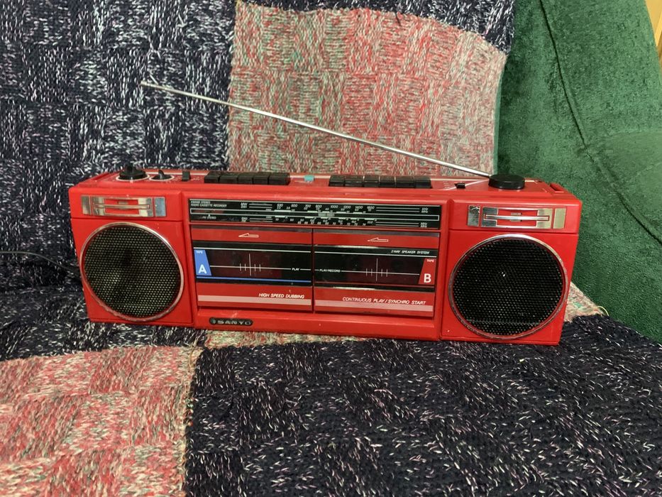 Sanyo магнитола магнитофон