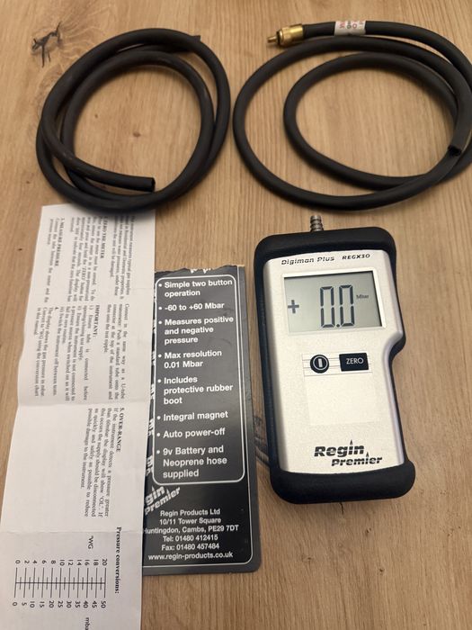 Miernik cisnienia i szczelności gazu Regin