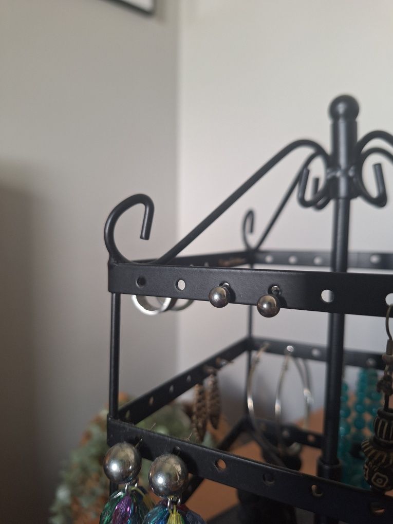 Suporte jóias  preto