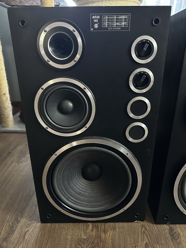 Kolumy Altus 140