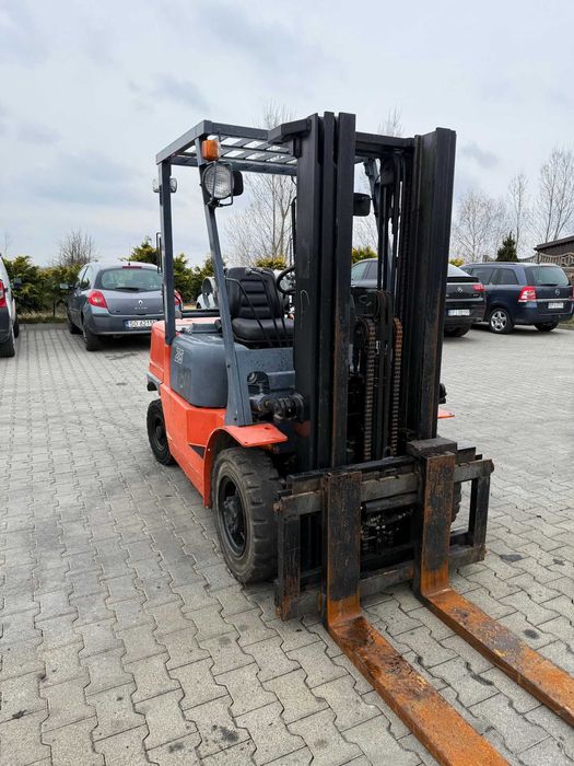 wózek widłowy HALLA FG25 Triplex 4.30m przesuw 2500kg 1999' rok NISSAN