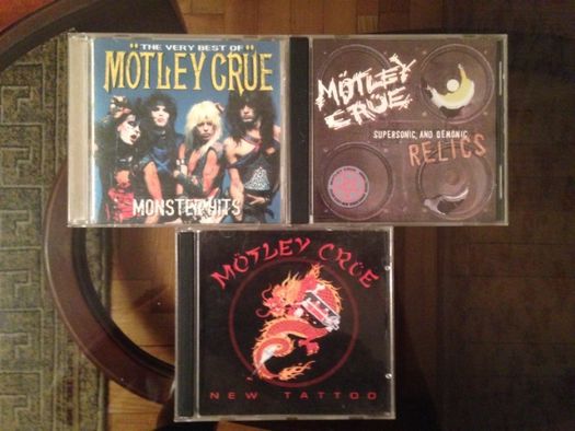 Продам Motley Crue