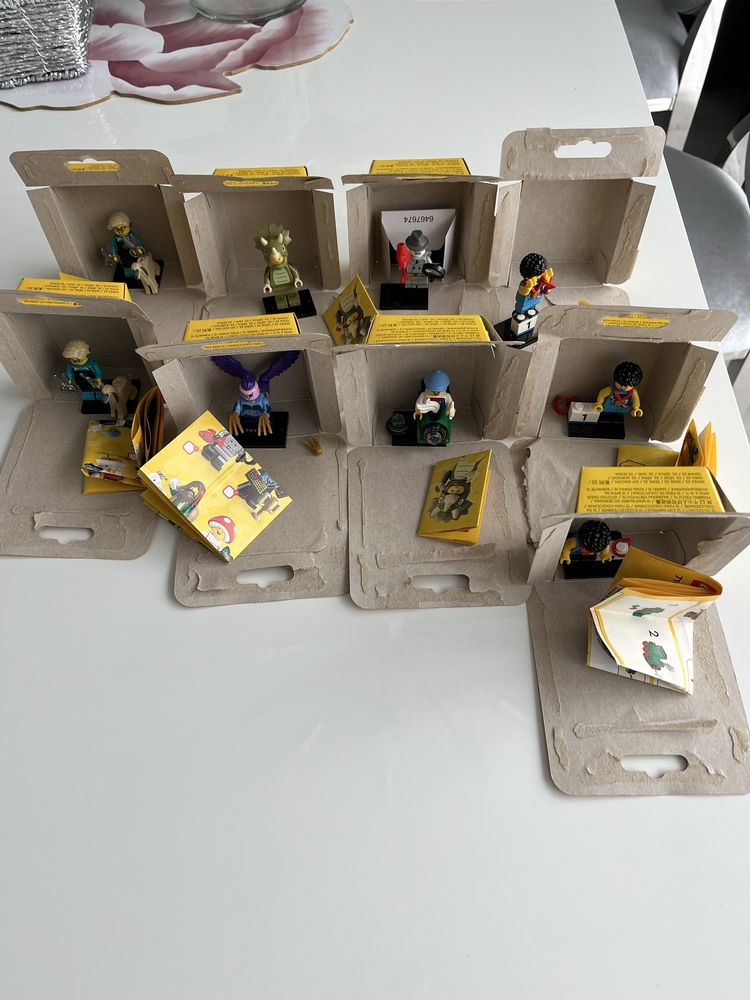 Lego minifigures25 seria 71045