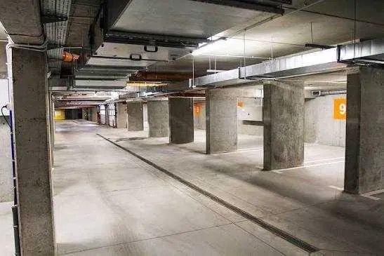 Miejsce postojowe parkingowe w hali Osiedle Królewskie Dębogórska 82