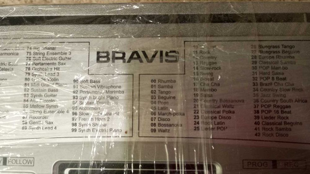 Продам синтезатор BRAVIS