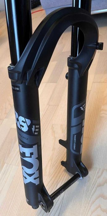 Fox 38 Float Performance  27,5" skok 160 Tapere Boost enduro ebike mtb